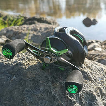 Load image into Gallery viewer, Baitcaster with powerful drag system