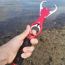 Load image into Gallery viewer, lightweight fish lip grippers